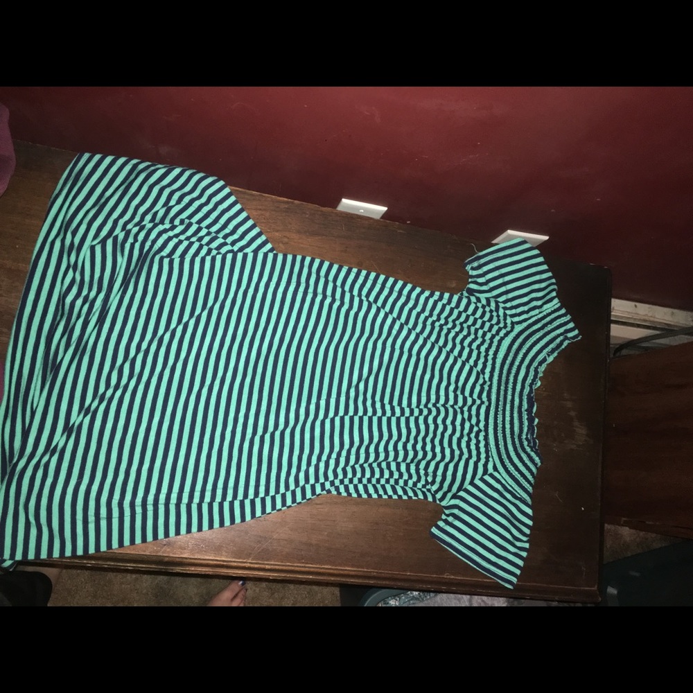 green dress